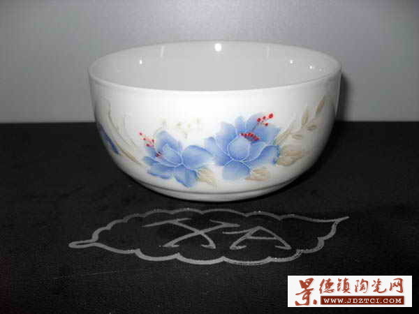 新安陶瓷-4.25”韩式碗XA0245