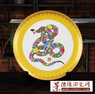 景德镇陶瓷十二生肖蛇摆件吉祥物工艺品刘少平作癸巳祈福图