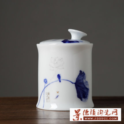 手绘荷花茶叶罐　陶瓷定窑储茶罐礼盒装　白色流苏醒茶罐中号